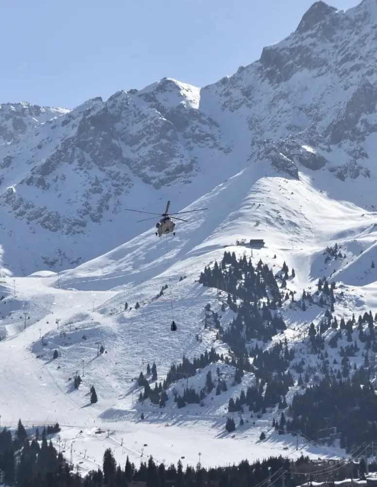 В горах Алматы для спуска лавин применяются современные технологии (4)