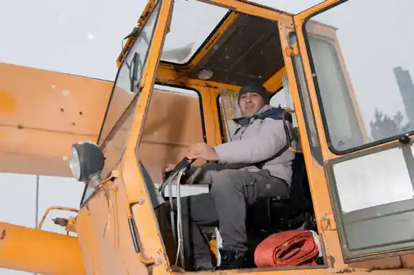 С Днём благодарности жителей Восточно-Казахстанской области поздравил аким ВКО Нурымбет Сактаганов (4)