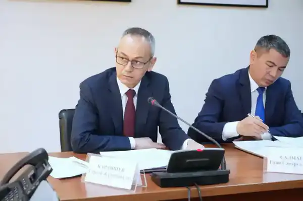 В Астане на заседании коллегии Комитета автомобильного транспорта и транспортного контроля подведены итоги деятельности отрасли за 2025 год (5)