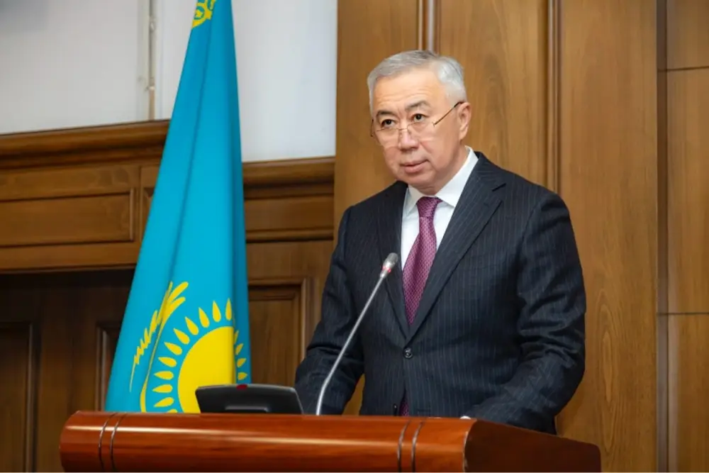 В МНЭ состоялось торжественное собрание, посвященное Международному женскому дню (5)