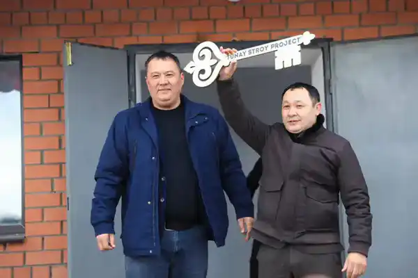 В Шалкаре открылся ФОК с первым в истории района плавательным бассейном (4)