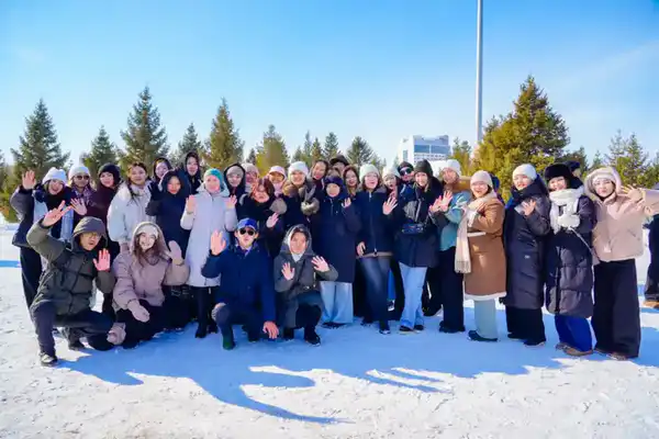 Более тысячи представителей молодежи поддержали новую Конституцию масштабным челленджем (2)