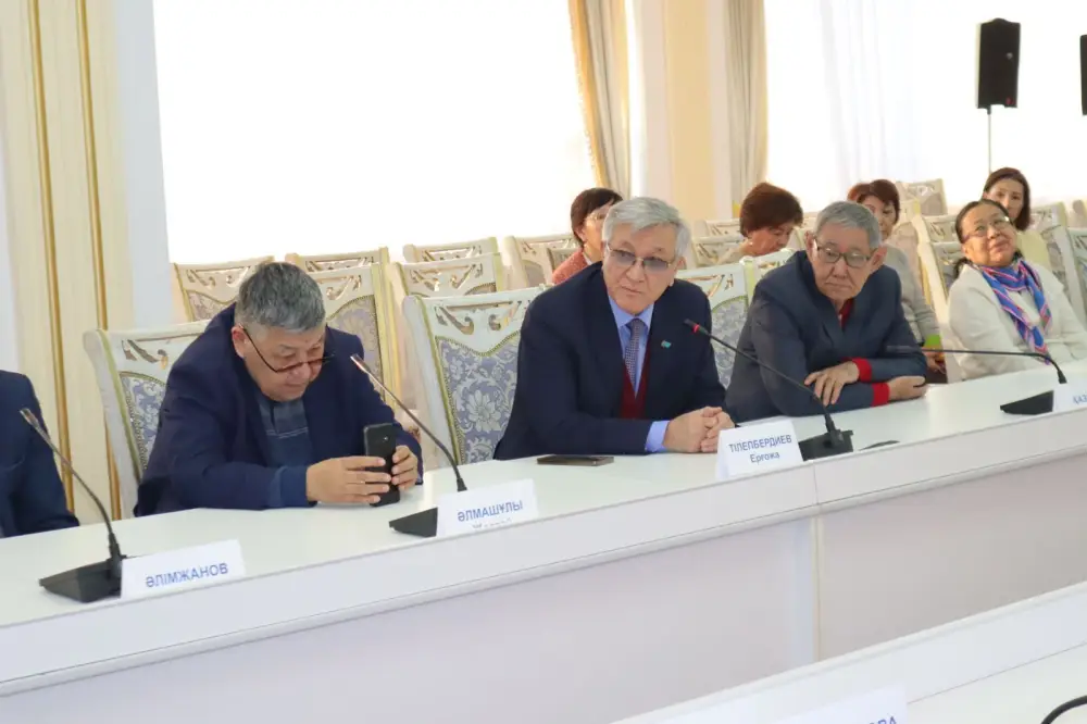 В Астане обсудили проект Закона «О библиотечном и книгоиздательском деле» (3)