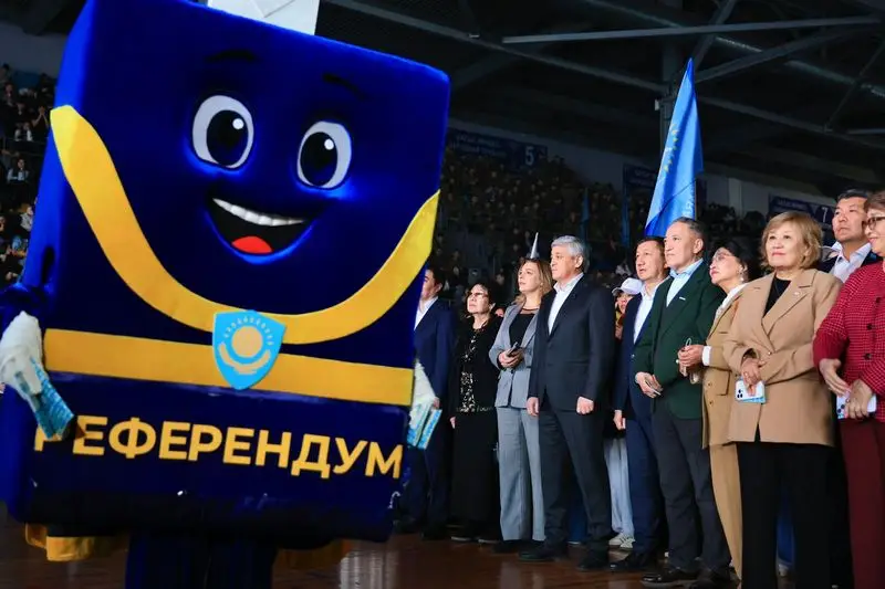 В Караганде прошёл областной форум волонтёров (7)