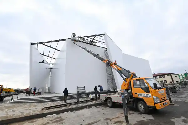 Аким области посетил Центр компетенций (3)