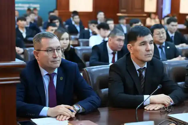 Обсуждены вопросы реализации принципа «Закон и порядок» на региональном уровне (8)