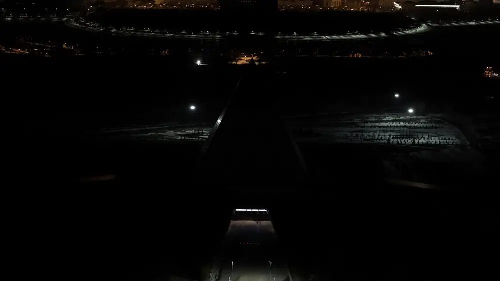 Более 50 объектов столицы поддержали акцию «Час Земли» и отключили подсветку (2)