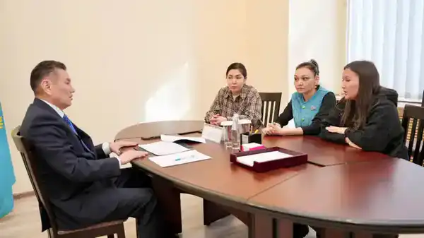 Аким ВКО на личном приеме рассмотрел обращения граждан (4)