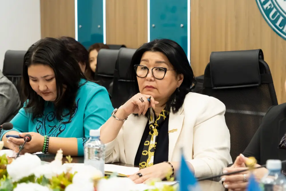 Роль женщин в устойчивом развитии сельского хозяйства обсудили в КазАТИУ (9)