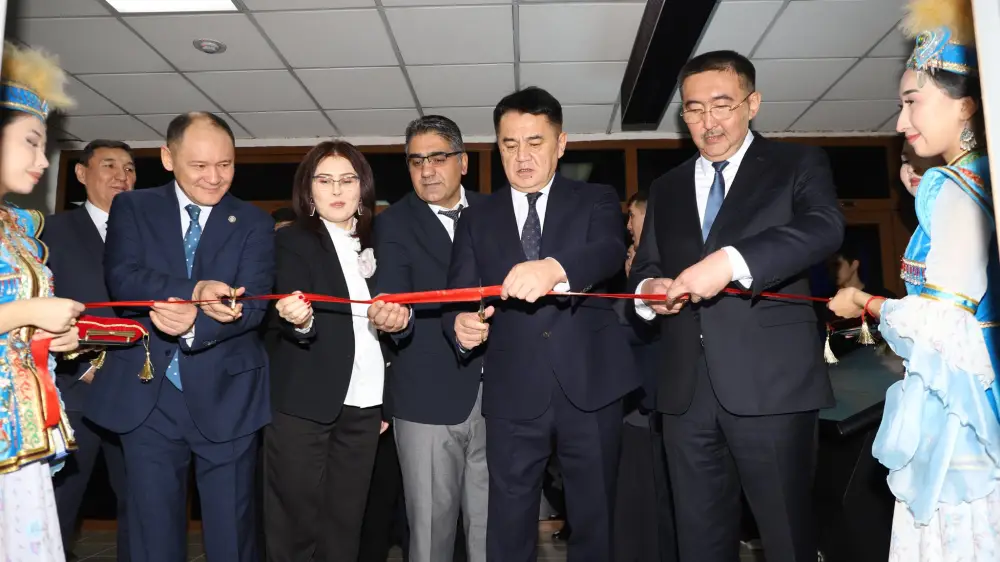 В УНИВЕРСИТЕТЕ АХМЕТА ЯСАУИ ОТКРЫТ ИННОВАЦИОННЫЙ ОФИС «AI STARTUP HUB» (2)