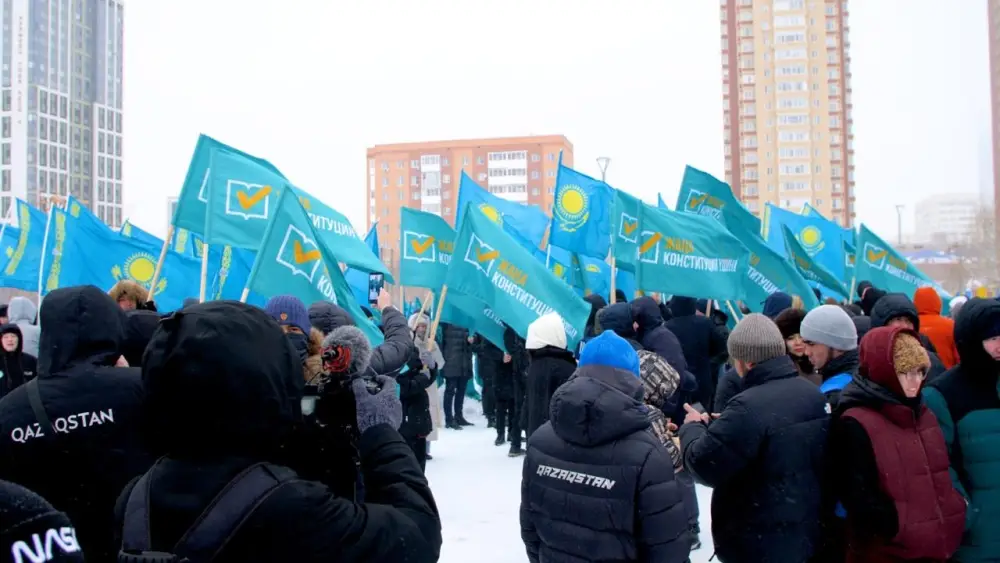 Массовый забег в поддержку новой Конституции прошел в Астане (9)