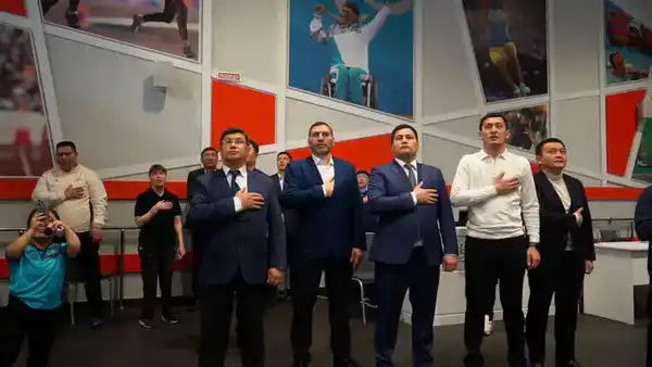 Спортсмены Астаны завоевали несколько медалей на чемпионате страны по пара пауэрлифтингу (2)