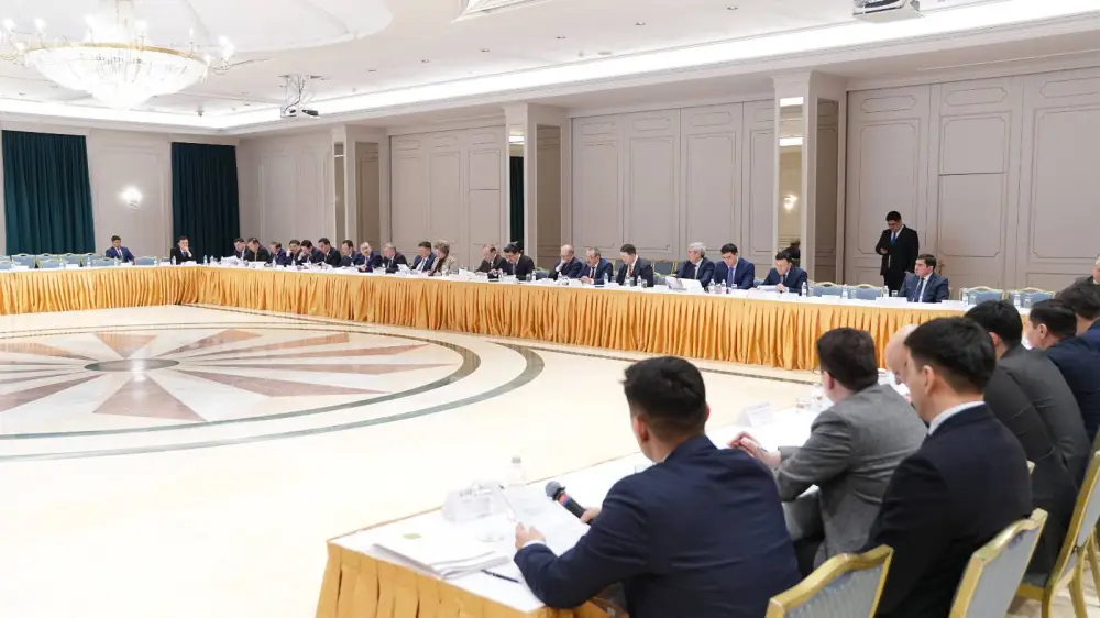 В Казахстане представлена новая модель системы управления отходами (8)