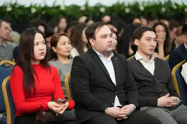 Общенациональная коалиция провела встречу с коллективом Минэнерго по вопросам конституционной реформы (9)