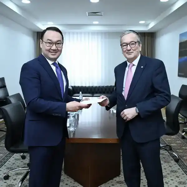 В МИД Казахстана приняли копии верительных грамот Посла Аргентины (2)