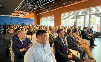 В Актобе прошел бизнес-форум с участием предпринимателей и главы НПП «Атамекен»