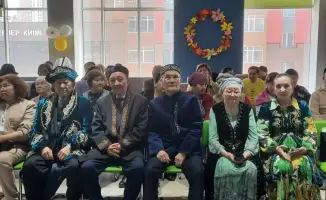 Церемония в Астане поддержка культуры ветераны музыкальные инструменты старинные песни