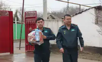 Поздравление ветерана ВОВ от военнослужащих Туркестанской области подчеркивает значимость патриотизма и исторической памяти в обществе