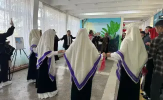 Голоса единства: как традиции связывают народы Казахстана в день референдума