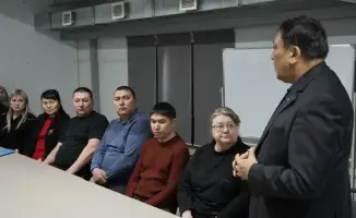 Работники ТОО «Arai East Food» в Семее обсудили проект новой Конституции