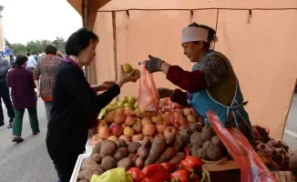 В Алматы пройдет весенний гастрономический фестиваль с участием 315 фермеров и 2000 тонн свежих продуктов