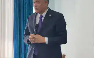 «Мастерская писателя»: в Астане состоялась встреча с выдающимся кыргызским писателем Султаном Раевым