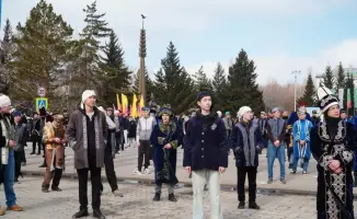 Успех массового исполнения қара жорға в Кокшетау укрепляет культурные традиции и единство общества