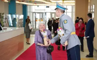 Международное признание значимости педагогического труда: праздничный концерт в Алматы для ветеранов образования