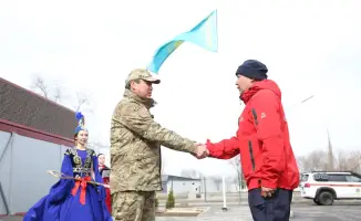 Ключи от новых квартир для сотрудников МЧС в Алматы