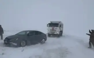 Спасатели МЧС эвакуировали 78 человек из снежных заносов за три дня