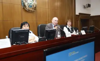 Конституция как компас: представители коалиции и торговли прокладывают курс к новым горизонтам