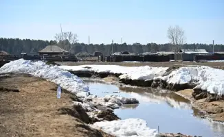 Аким области посетил село Бозтал для решения проблемы с талыми водами и обеспечения безопасности жителей