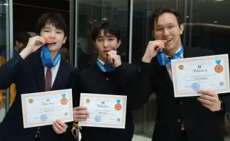 Карагандинские школьники завоевали бронзовые медали на республиканской олимпиаде по экономике и финансам