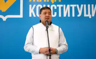 Собрание более 500 женщин в Астане как символ поддержки новой Конституции и активного участия в общественной жизни перед Международным женским днем