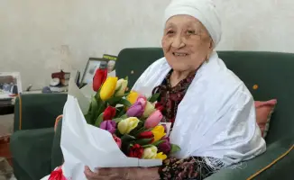 Поздравление Ербола Карашукеева труженицам тыла и ветеранам труда в честь 8 Марта подчеркивает значимость женского вклада в экономику региона