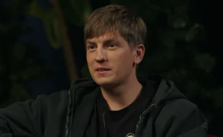 Алексей Щербаков: Комик без концертов в России — отражение изменений в культурной среде страны