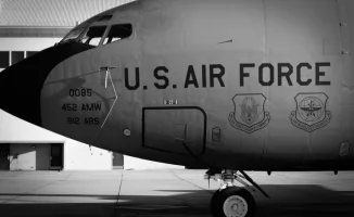 Крушение американского военного самолета в Ираке: последствия и спасательная операция на западе страны