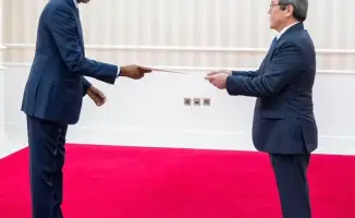 Посол Казахстана в Руанде вручил верительные грамоты Президенту Руанды Полю Кагаме, подчеркивая значимость двустороннего сотрудничества.