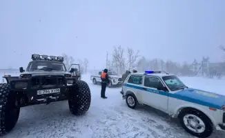 МЧС эвакуирует около 300 человек из снежных заносов в условиях ухудшения погоды