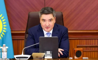 Премьер-министр Казахстана Олжас Бектенов объявил о сроках подготовки механизма административной амнистии, который будет завершён в течение двух недель. Это заявление было сделано на заседании правительства.