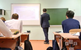 Подготовка школьников к государственной службе в Казахстане: новые возможности для старшеклассников