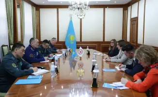 Корабли гуманитарной помощи: Казахстан и МККК на курсе к сотрудничеству