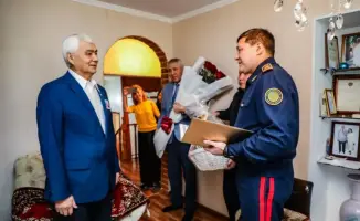 Почетный ветеран МВД Калмагамбета Тулеуов отмечает 80-летие, подчеркивая важность уважения к служителям закона
