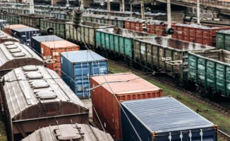 В компании 'Қазтеміртранс' прокомментировали задержание директора алматинского филиала за получение взятки