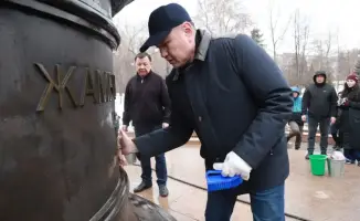 Снег, лед и мусор: Усть-Каменогорск на субботнике!