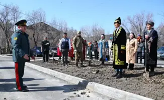Военнослужащие и жители гарнизонов объединяются для участия в экологической акции в честь Наурыза