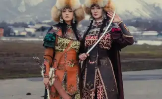 Китайский блогер Tao Tao посетил Алматы, знакомясь с культурой и традициями Казахстана