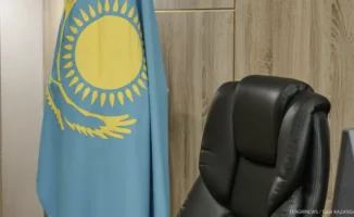 Казахстанские чиновники теперь обязаны иметь безупречную репутацию: новый закон 'О государственной службе' вводит требования к клиентоориентированности и открытости госслужащих.