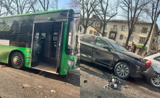 Массовое ДТП в центре Алматы: последствия и влияние на движение на пересечении улиц Жандосова и Ауэзова