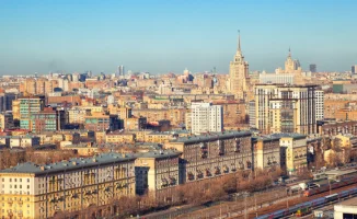 Атака беспилотников на Москву: как угрозы безопасности влияют на общественное восприятие и повседневную жизнь горожан